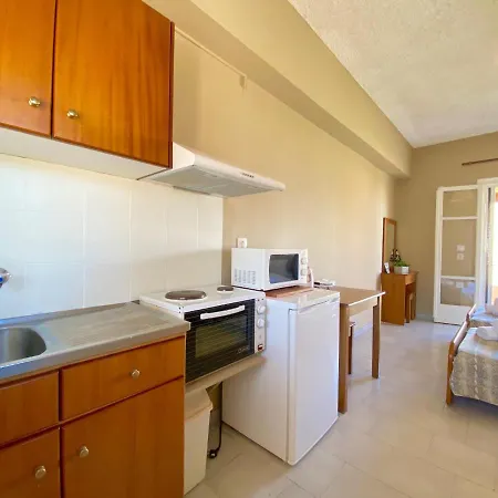 Honey Studio - Sidari Center